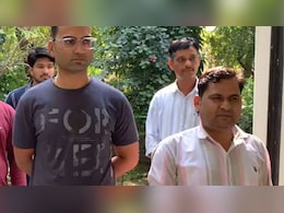 ACB Action: नगर परिषद का आयुक्त व फायर ऑफिसर 2.50 लाख की रिश्वत लेते गिरफ्तार, कोटा ACB ने की कार्रवाई ACB Action: नगर परिषद का आयुक्त व फायर ऑफिसर 2.50 लाख की रिश्वत लेते गिरफ्तार, कोटा ACB ने की कार्रवाई
