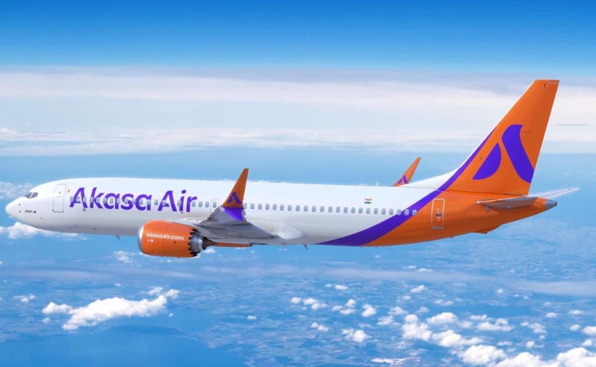 Akasa Air Aircraft Runs Short On Fuel, Makes Emergency Landing At Lucknow Airport