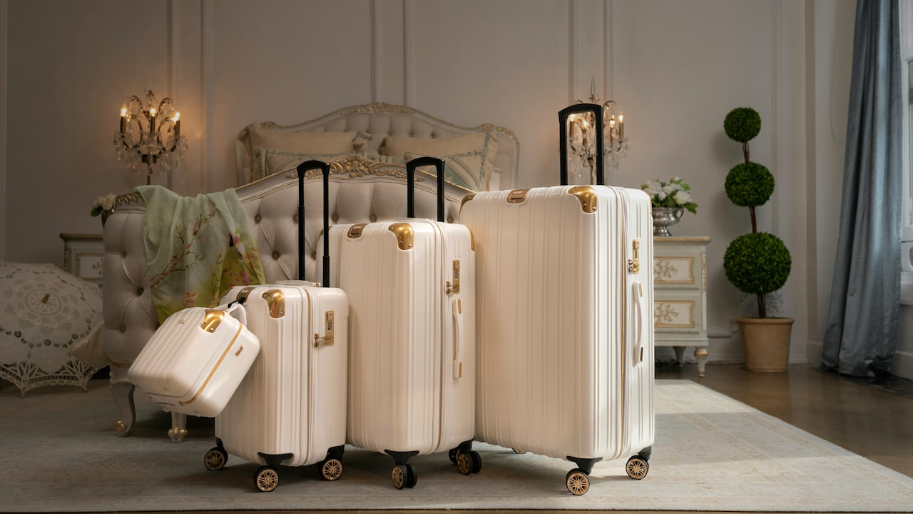 A Trolley Bag Buying Checklist Online Shoppers Must Follow