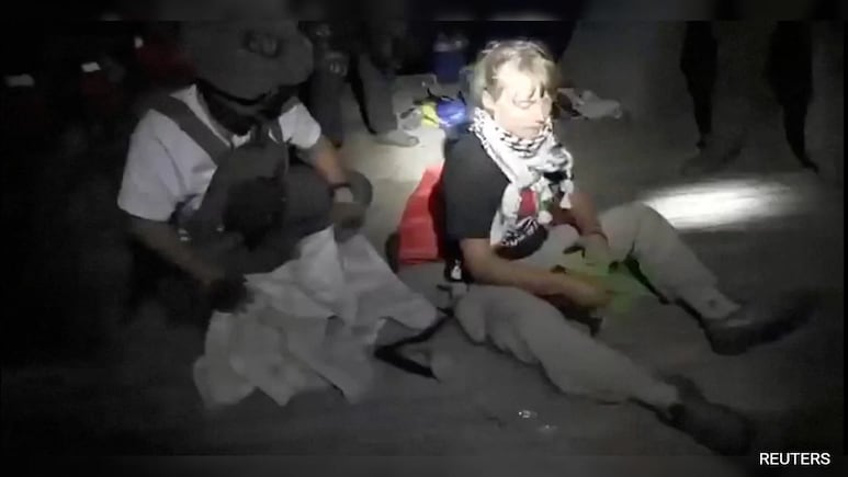 Greta Thunberg 'Shoved, Forced To Wear Israeli Flag' In Detention, Allege Activists Greta Thunberg 'Shoved, Forced To Wear Israeli Flag' In Detention, Allege Activists