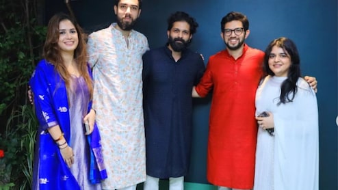 Thackeray Family Photo: ठाकरे घराण्याच्या वारसदारांनी दिली 'एकजुटी'ची साक्ष, फोटोची तुफान चर्चा...