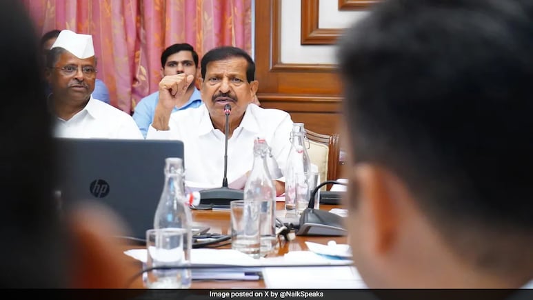 Maharashtra Forest Minister's 'Admission' On Keeping Deer Fawn Sparks Row Maharashtra Forest Minister's 'Admission' On Keeping Deer Fawn Sparks Row