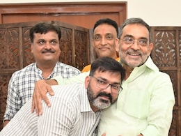 बिहार चुनाव : क्या BJP का 'मास्टरस्ट्रोक' सफल होगा... पवन सिंह-कुशवाहा के बीच सुलह से थमेगा जातीय बिखराव? बिहार चुनाव : क्या BJP का 'मास्टरस्ट्रोक' सफल होगा... पवन सिंह-कुशवाहा के बीच सुलह से थमेगा जातीय बिखराव?