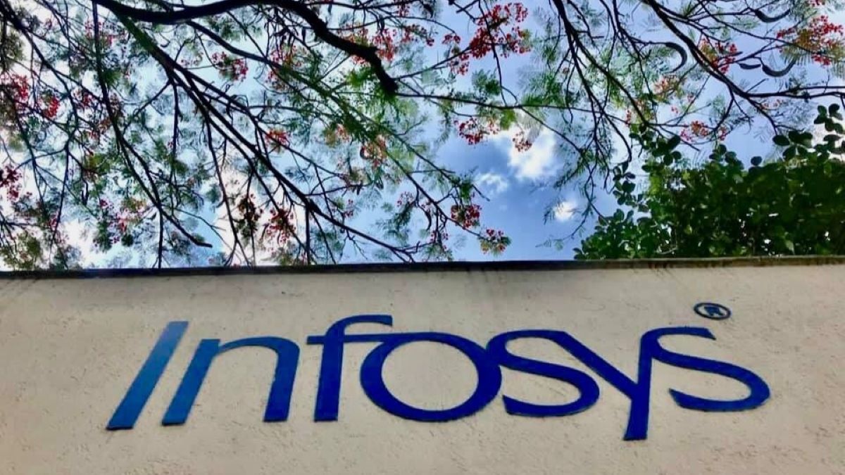 Infosys Promoters, Including Nilekani And Sudha Murty, Opt Out Of Rs 18,000-Crore Buyback