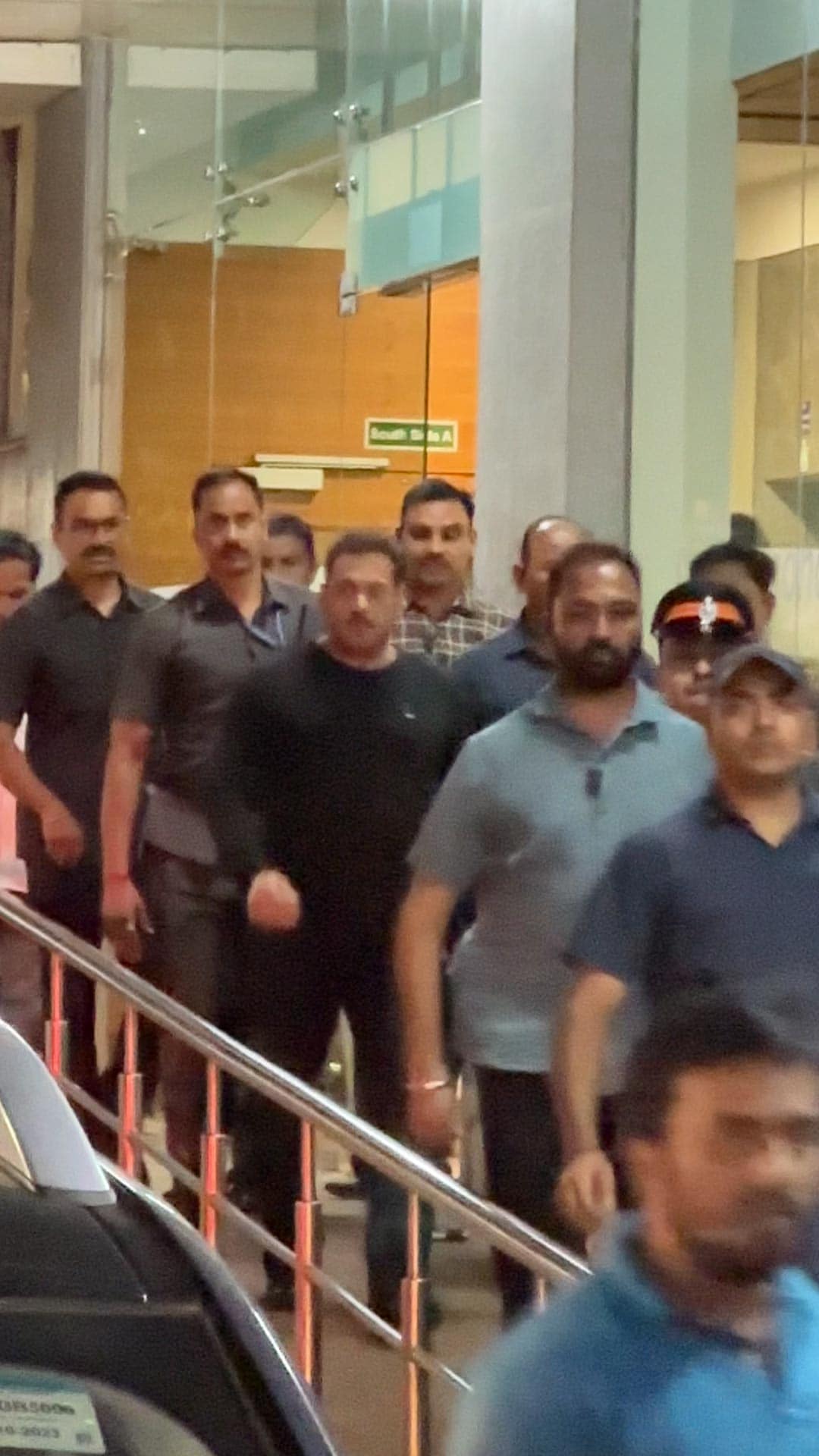 Video: Salman Khan Visits Hospital To Meet Arbaaz And Sshura's Newborn