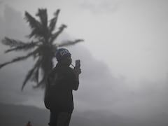 Fear Of Mass Destruction In Jamaica As Hurricane Melissa Nears Island