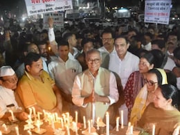 सिरप कांड: कैंडल मार्च में दिग्विजय की हंसी पर घमासान, BJP ने कांग्रेस को घेरा, फिर मोदी-ट्रंप तक पहुंची बात सिरप कांड: कैंडल मार्च में दिग्विजय की हंसी पर घमासान, BJP ने कांग्रेस को घेरा, फिर मोदी-ट्रंप तक पहुंची बात
