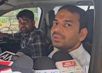 कर्पूरी ठाकुर, लालू यादव जननायक.. तेजस्वी नहीं हो सकते- तेजप्रताप यादव