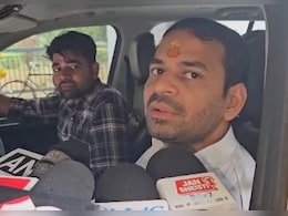 कर्पूरी ठाकुर, लालू यादव जननायक.. तेजस्वी नहीं हो सकते- तेजप्रताप यादव कर्पूरी ठाकुर, लालू यादव जननायक.. तेजस्वी नहीं हो सकते- तेजप्रताप यादव