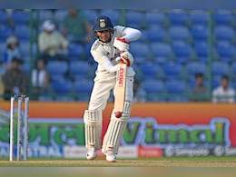 IND vs WI: भारत के लिए सबसे तेज 10 शतक लगाने वाले 7 बल्लेबाज, जानें कौन है नंबर वन पर IND vs WI: भारत के लिए सबसे तेज 10 शतक लगाने वाले 7 बल्लेबाज, जानें कौन है नंबर वन पर