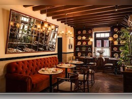 3 Celebrity Restaurants In Mumbai That Were Once Grand Bungalows