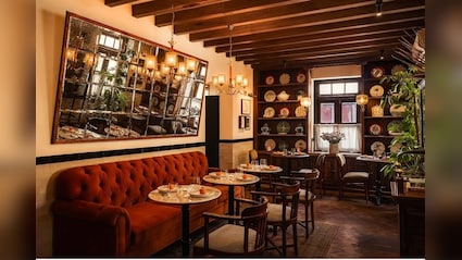 3 Celebrity Restaurants In Mumbai That Were Once Grand Bungalows