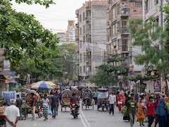 Bangladesh, Pakistan Pledge To Boost Trade Ties After Two Decades