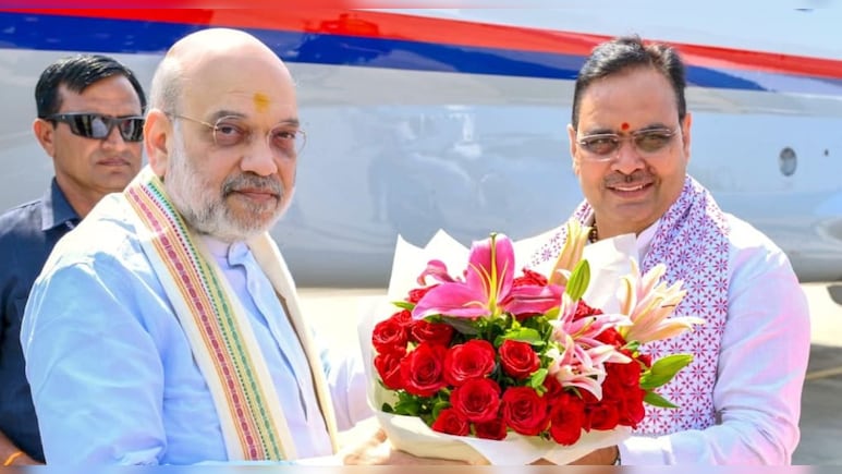 गृह मंत्री अमित शाह ने जयपुर में नए कानूनों पर प्रदर्शनी का किया उद्घाटन, साथ ही CM भजनलाल से किया एक अनुरोध गृह मंत्री अमित शाह ने जयपुर में नए कानूनों पर प्रदर्शनी का किया उद्घाटन, साथ ही CM भजनलाल से किया एक अनुरोध