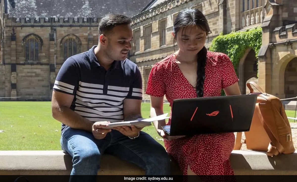 Australia Directs Universities to Prioritize Domestic Students