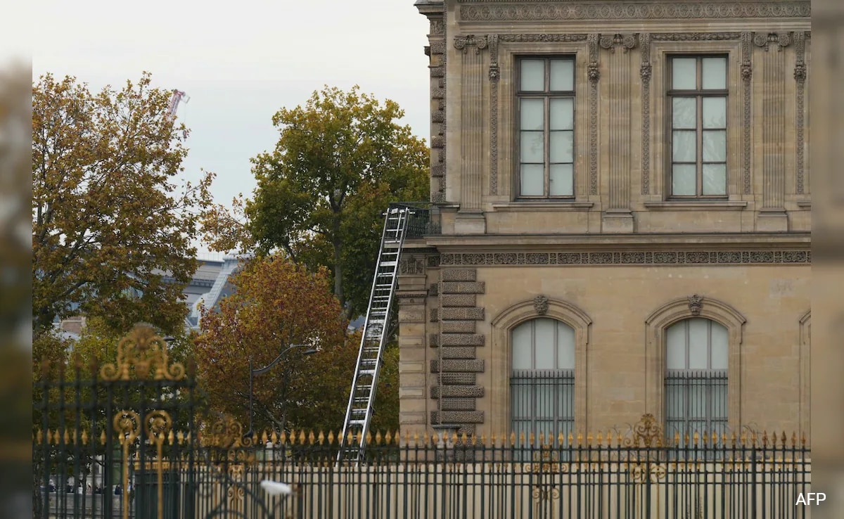 Why Louvre Museum Heist Is A Classic Case Of German Efficiency