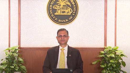 RBI MPC: आरबीआई ने स्थिर रखीं ब्‍याज दरें, गवर्नर संजय मल्‍होत्रा ने किया ऐलान, नहीं बढ़ेगी आपके लोन की EMI