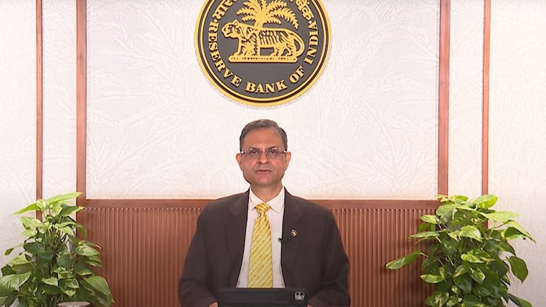 RBI MPC: आरबीआई ने स्थिर रखीं ब्‍याज दरें, गवर्नर संजय मल्‍होत्रा ने किया ऐलान, नहीं बढ़ेगी आपके लोन की EMI