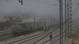 Rajasthan Weather: राजस्थान में भाई दूज से पहले हल्की बारिश से AQI सुधरा, जयपुर-उदयपुर की हवा हुई बेहतर; जानिए कब रहेगी राहत