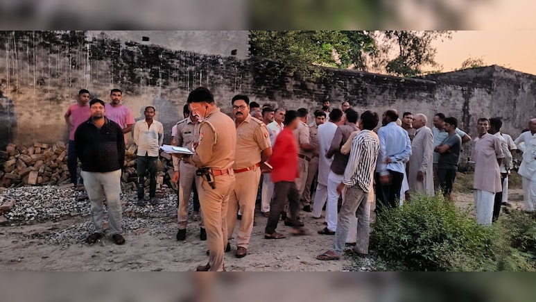 'खून का बदला खून'! इंतकाम की ऐसी आग कि 15 साल बाद पिता की हत्या का लिया बदला, आरोपी फरार