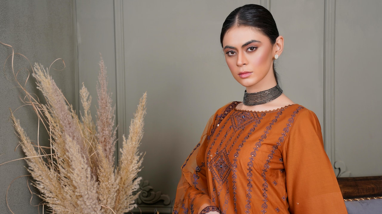 Everyday Chic: Stylish Kurtas For Women On Flipkart Big Billion Days Sale