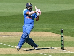 IND vs AUS: एडिलेड में रोहित शर्मा ने अर्धशतक लगाकर मचाया धमाल, तोड़ा सौरव गांगुली का वनडे 'मेगारिकॉर्ड' IND vs AUS: एडिलेड में रोहित शर्मा ने अर्धशतक लगाकर मचाया धमाल, तोड़ा सौरव गांगुली का वनडे 'मेगारिकॉर्ड'