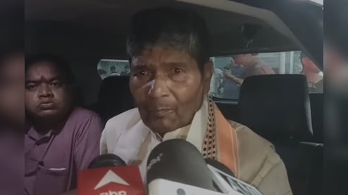 राजनीति या मजबूरी? चिराग CM बनेंगे तो.. पहले अपना खून मानने को नहीं थे तैयार, अब चाचा पारस ने कही ये बड़ी बात