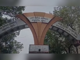 सूरत में हुआ ‘मेडिकल मिरेकल’: मृत घोषित होने के 15 मिनट बाद फिर धड़कने लगा मरीज का दिल, जानिए पूरा मामला सूरत में हुआ ‘मेडिकल मिरेकल’: मृत घोषित होने के 15 मिनट बाद फिर धड़कने लगा मरीज का दिल, जानिए पूरा मामला