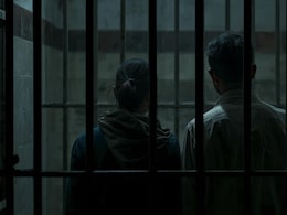 Gujrat Court News: IVF व्दारे बाळाला जन्म द्यायचाय,  जन्मठेपेतील पती-पत्नीची पॅरोलवर सुटका! Gujrat Court News: IVF व्दारे बाळाला जन्म द्यायचाय,  जन्मठेपेतील पती-पत्नीची पॅरोलवर सुटका!