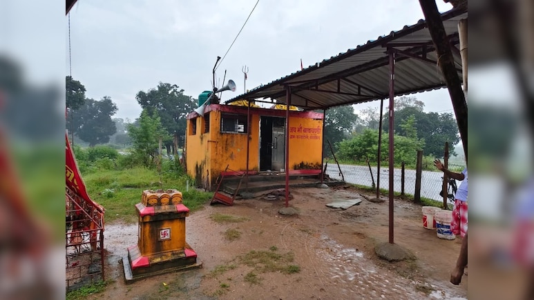 बाघचंडी मंदिर का दरवाजा तोड़ा, त्रिशूल उखाड़कर फेंका, चर्च पर भी हुआ था हमला... सिमडेगा में बवाल की पूरी कहानी  