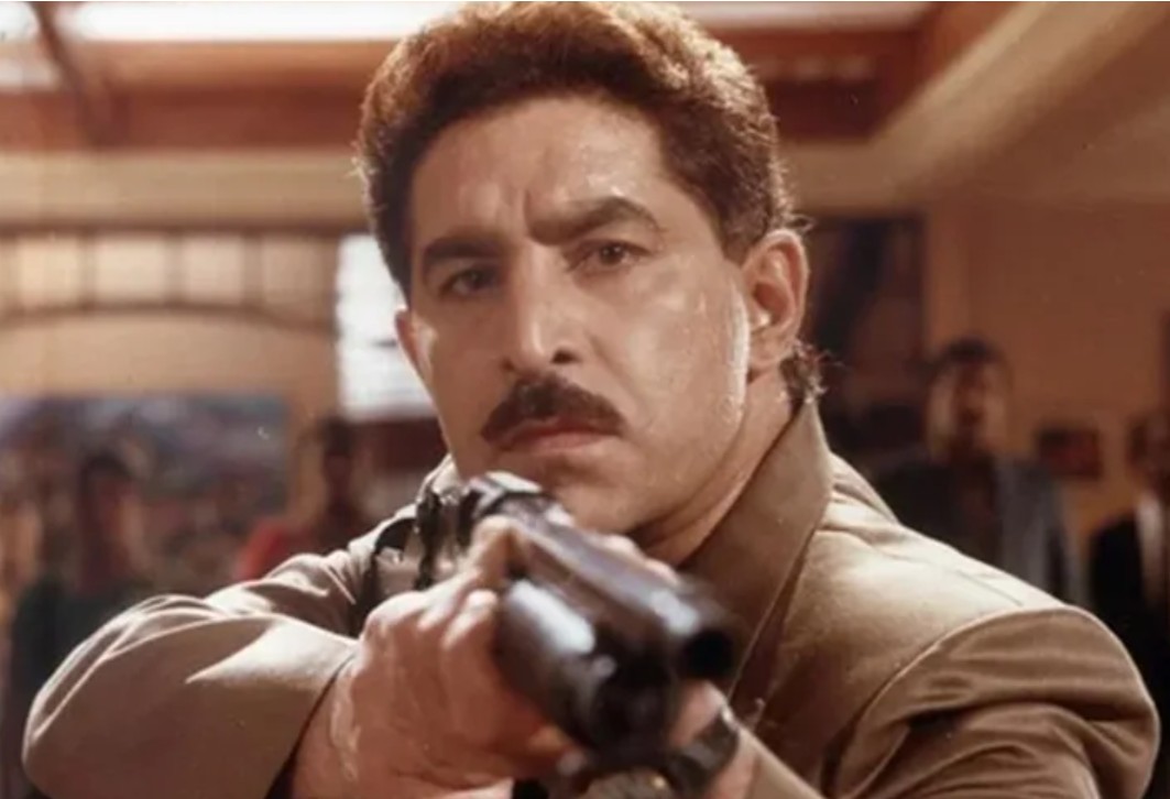 हीरोइन के बाप की सबसे बड़ी मजबूरी, 90 के दशक के पॉपुलर विलेन ने वीडियो बनाकर बताया
