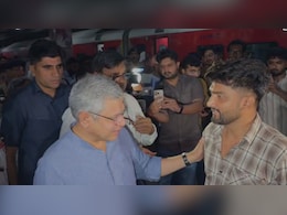 कहां जा रहे हो.. कैसी है व्यवस्था.. आनंद विहार स्टेशन पर जब खुद इंतजाम देखने पहुंचे रेल मंत्री अश्विनी वैष्णव कहां जा रहे हो.. कैसी है व्यवस्था.. आनंद विहार स्टेशन पर जब खुद इंतजाम देखने पहुंचे रेल मंत्री अश्विनी वैष्णव