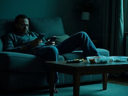 लगातार बैठने की आदत बन सकती है इन गंभीर बीमारियों की जड़, ऐसे पाएं Bad Seating Habit से छुटकारा