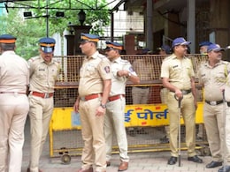 Mumbai Crime : नवी ओळख..3 पासपोर्ट अन् खोट्या पदव्या..BARC चा बोगस शास्त्रज्ञ कसा बनला 'अलेक्झांडर पामर', खळबळजनक माहिती समोर Mumbai Crime : नवी ओळख..3 पासपोर्ट अन् खोट्या पदव्या..BARC चा बोगस शास्त्रज्ञ कसा बनला 'अलेक्झांडर पामर', खळबळजनक माहिती समोर