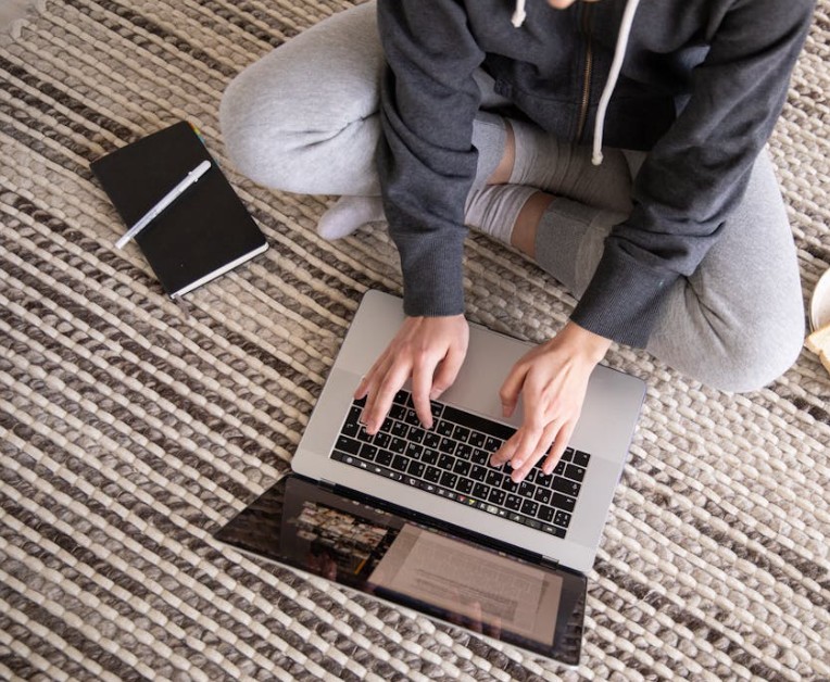 From DMs To Dream Jobs: Viral Cold Email Stories Spark Trend on X