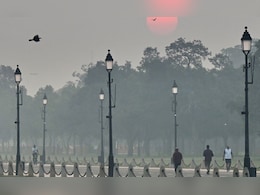 Delhi's Air Quality Shows Slight Improvement But Still In 'Poor' Category Delhi's Air Quality Shows Slight Improvement But Still In 'Poor' Category