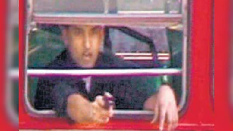 2008 के बस हाईजैक की याद दिलाती मुंबई में बच्चों को बंधक बनाने की घटना 2008 के बस हाईजैक की याद दिलाती मुंबई में बच्चों को बंधक बनाने की घटना