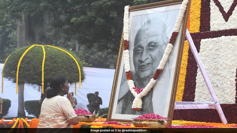 President Droupadi Murmu, Others Pay Tribute To Sardar Vallabhbhai Patel On 150th Jayanti President Droupadi Murmu, Others Pay Tribute To Sardar Vallabhbhai Patel On 150th Jayanti