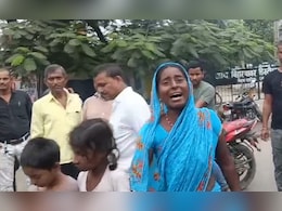 विधायक पर जमीन कब्जा का आरोप लगा किया आत्मदाह का प्रयास, पुलिस ने किया विफल विधायक पर जमीन कब्जा का आरोप लगा किया आत्मदाह का प्रयास, पुलिस ने किया विफल