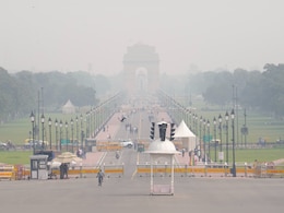 दिल्ली में हवा हुई बेहद खराब, हर बार की तरह इस बार भी आरोपों का दौर शुरू दिल्ली में हवा हुई बेहद खराब, हर बार की तरह इस बार भी आरोपों का दौर शुरू