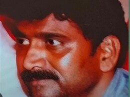Naxal Surrender: 1.5 करोड़ रुपये के इनामी नक्सली बंदी प्रकाश का सरेंडर; इन क्षेत्रों में था एक्टिव Naxal Surrender: 1.5 करोड़ रुपये के इनामी नक्सली बंदी प्रकाश का सरेंडर; इन क्षेत्रों में था एक्टिव