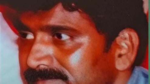 1.5 करोड़ रुपये के इनामी माओवादी बंदी प्रकाश ने किया सरेंडर, कई हिंसक घटनाओं में था शामिल