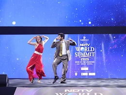 Bollywood, Ballerina And Bot Break The Internet With <i>Desi</i> Dance: Watch Ishaan Khatter Groove With Merritt Moore Bollywood, Ballerina And Bot Break The Internet With <i>Desi</i> Dance: Watch Ishaan Khatter Groove With Merritt Moore