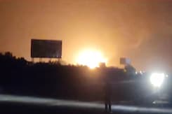Jaipur-Highway Accident | LPG Cylinders Burst As Tanker Hits Parked Truck On Jaipur-Ajmer Highway Jaipur-Highway Accident | LPG Cylinders Burst As Tanker Hits Parked Truck On Jaipur-Ajmer Highway