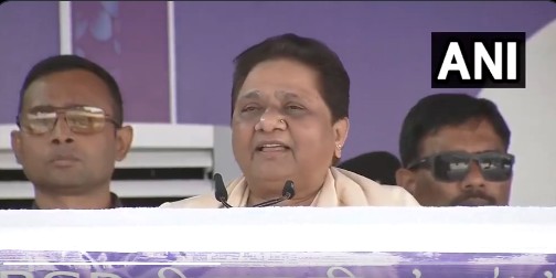 योगी की तारीफ, सपा पर हमला... मायावती ने लखनऊ रैली से दिए क्या सियासी संकेत