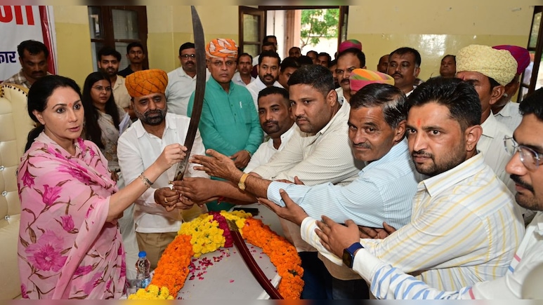 "हर विधानसभा क्षेत्र को मिलेंगे 10 करोड़", ड‍िप्‍टी सीएम द‍िया कुमारी का बड़ा ऐलान