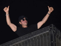 Shah Rukh Khan Breaks Silence On Meeting Fans At Mannat Amid Renovations For 60th Birthday Shah Rukh Khan Breaks Silence On Meeting Fans At Mannat Amid Renovations For 60th Birthday