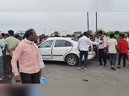 महाराष्ट्र: वणी-चंद्रपूर NH पर ट्रक-कार की टक्कर, 3 महिलाओं की मौत, 2 गंभीर रूप से घायल महाराष्ट्र: वणी-चंद्रपूर NH पर ट्रक-कार की टक्कर, 3 महिलाओं की मौत, 2 गंभीर रूप से घायल