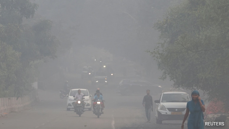 Delhi's First Artificial Rain Still On Hold For Want Of 'Clouds' Delhi's First Artificial Rain Still On Hold For Want Of 'Clouds'