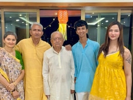 अनाया बांगर ने इंस्टा पर शेयर की दिवाली सेलिब्रेशन की तस्वीरें, फैन्स बोले- दिवाली मुबारक बहादुर लड़की अनाया बांगर ने इंस्टा पर शेयर की दिवाली सेलिब्रेशन की तस्वीरें, फैन्स बोले- दिवाली मुबारक बहादुर लड़की